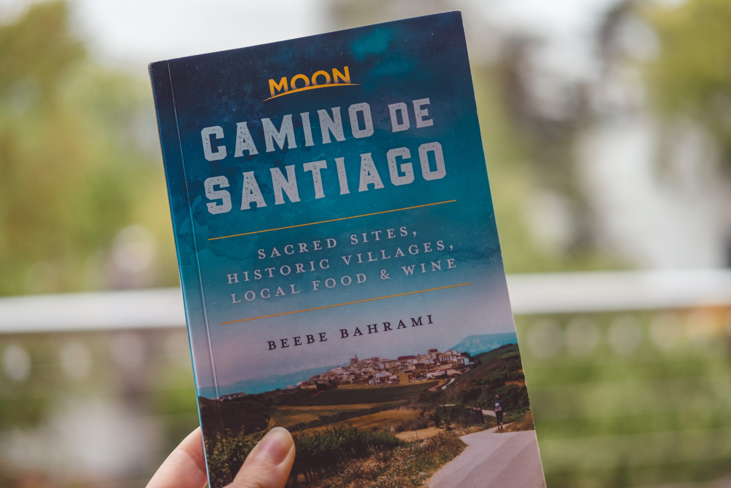 Our awesome Moon Travel Guide to prepare for Camino de Santiago
