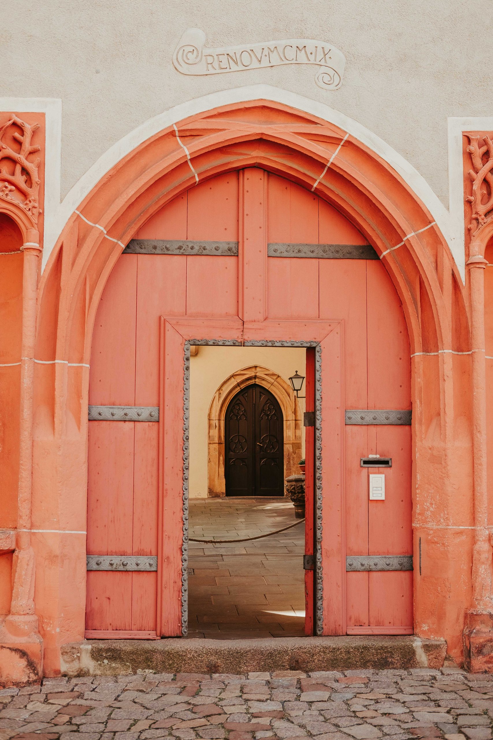 Beautiful orange door in Meissen