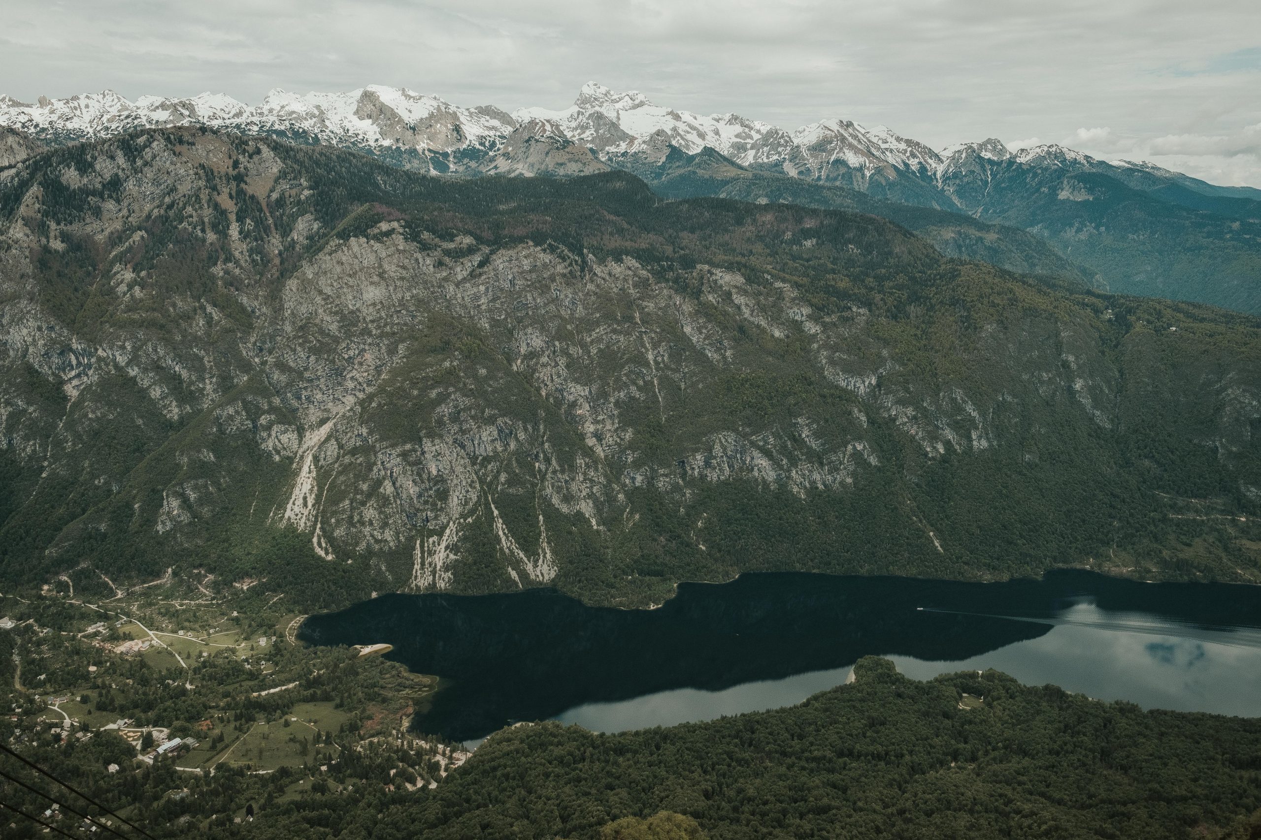 Beautiful Slovenian mountains - Slovenian travel guide Beautiful Slovenian mountains - Slovenian travel guide