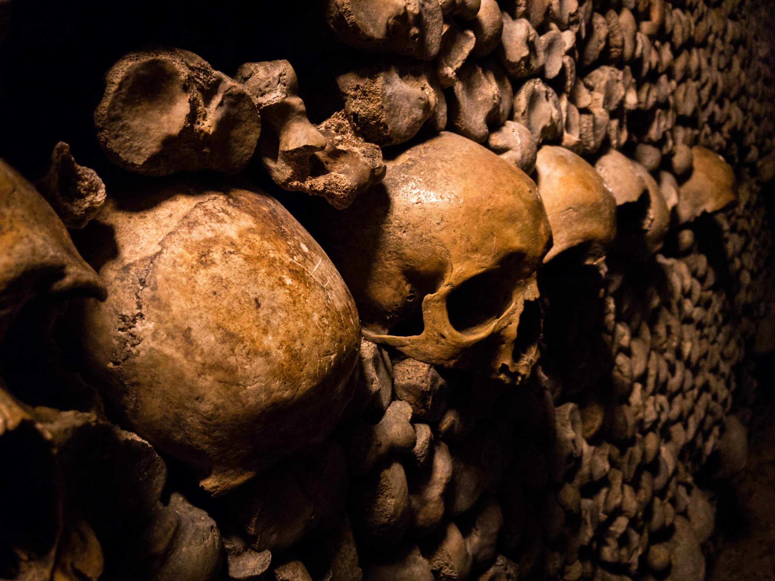 Unusual places to visit in Paris the catacombs