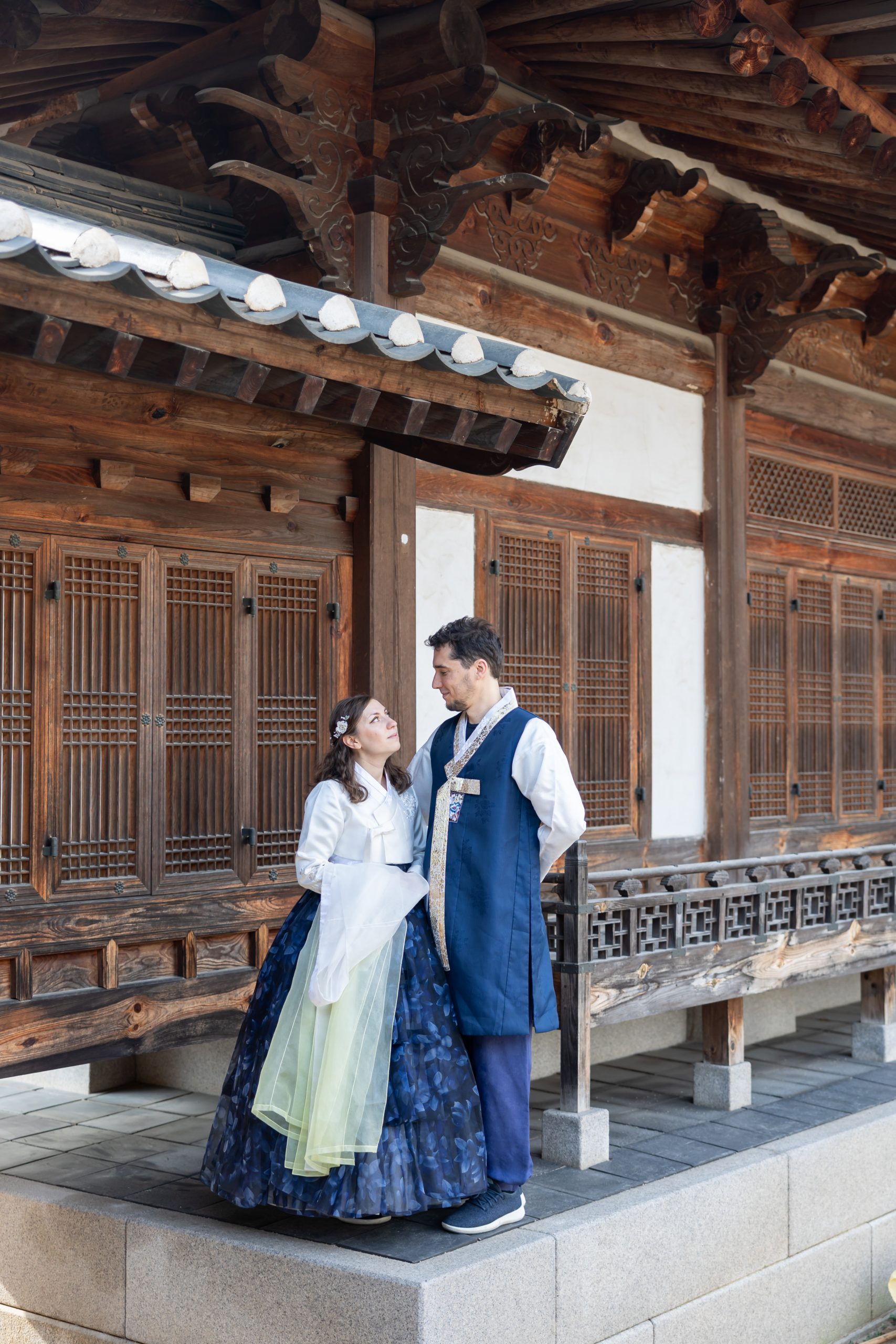 Cory and Greg wearing a Hanbok and enjoying their photoshoot in Seoul