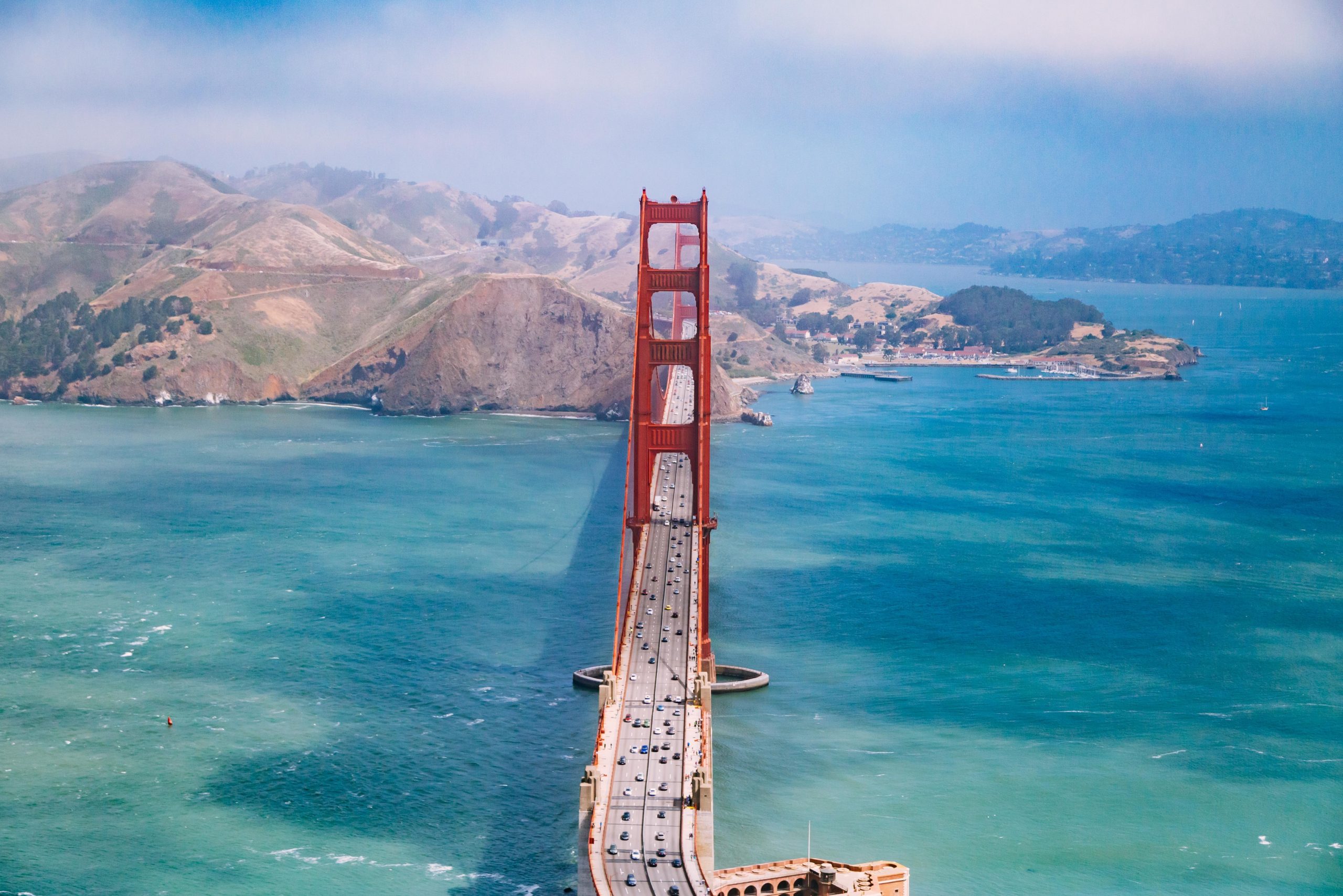Crossing the golden gate bridge for day trips from San Francisco Crossing the golden gate bridge for day trips from San Francisco