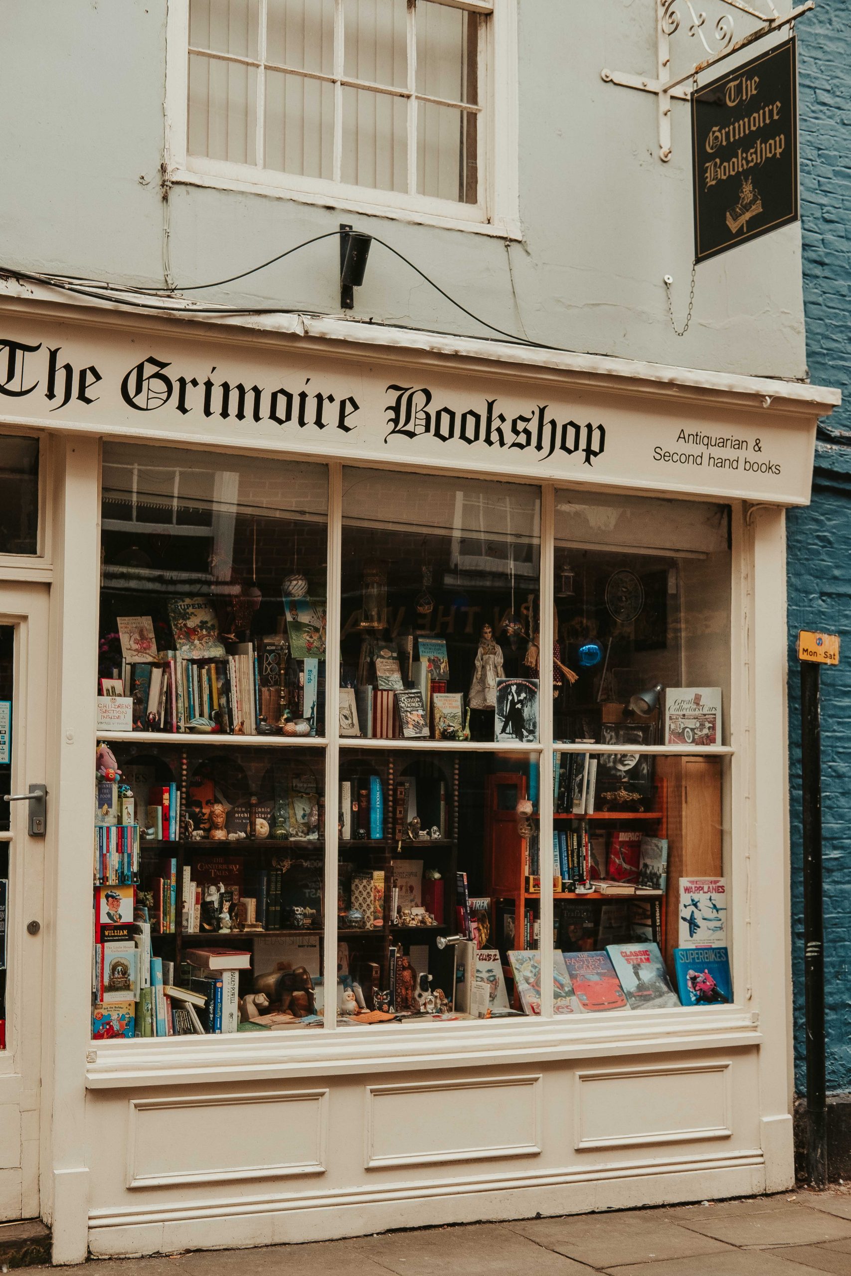 cute streets and storefronts in York England