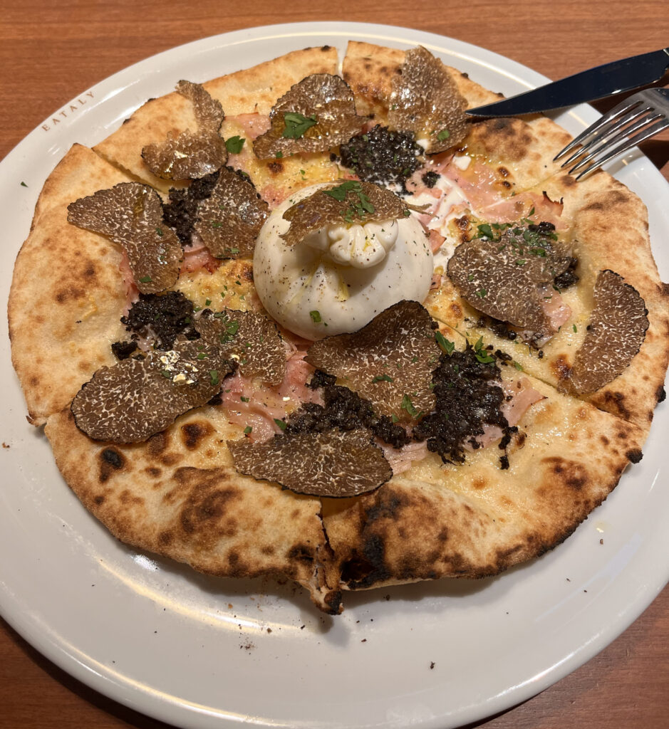 Eataly Ginza Six Truffle Pizza