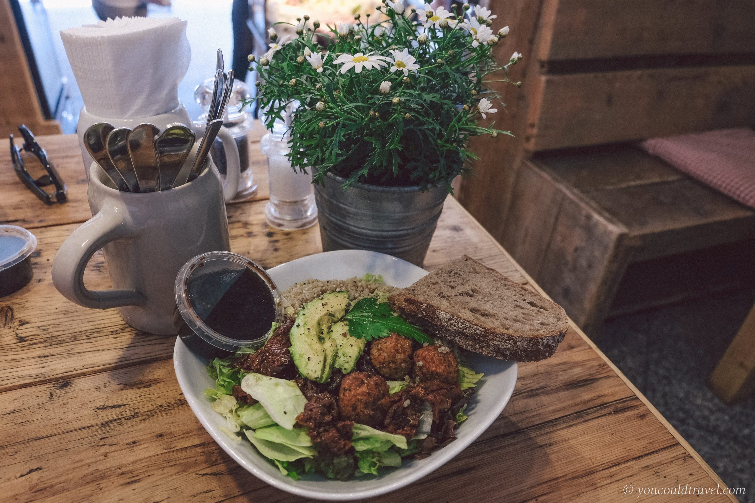 Falafel salad hamburg Falafel salad hamburg
