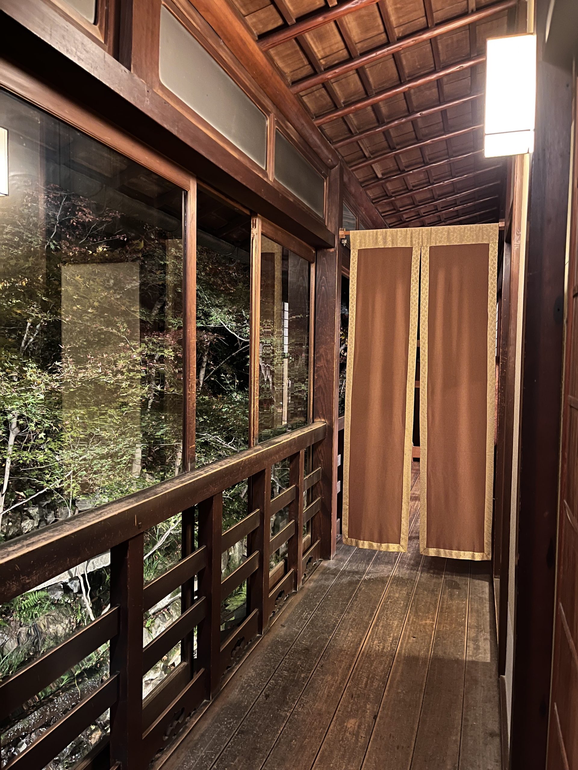 Hallway upper level Kikunoi Honten