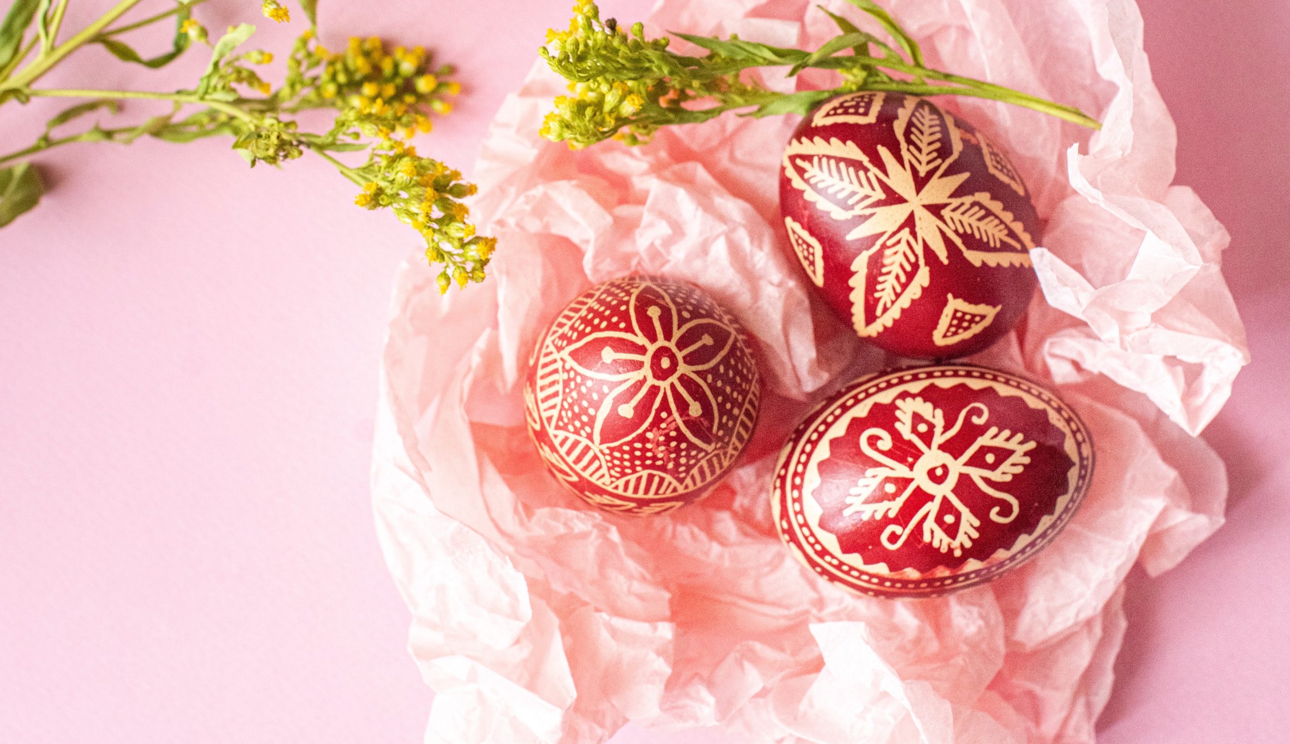 hand painted eggs in Romania make the best souvenirs