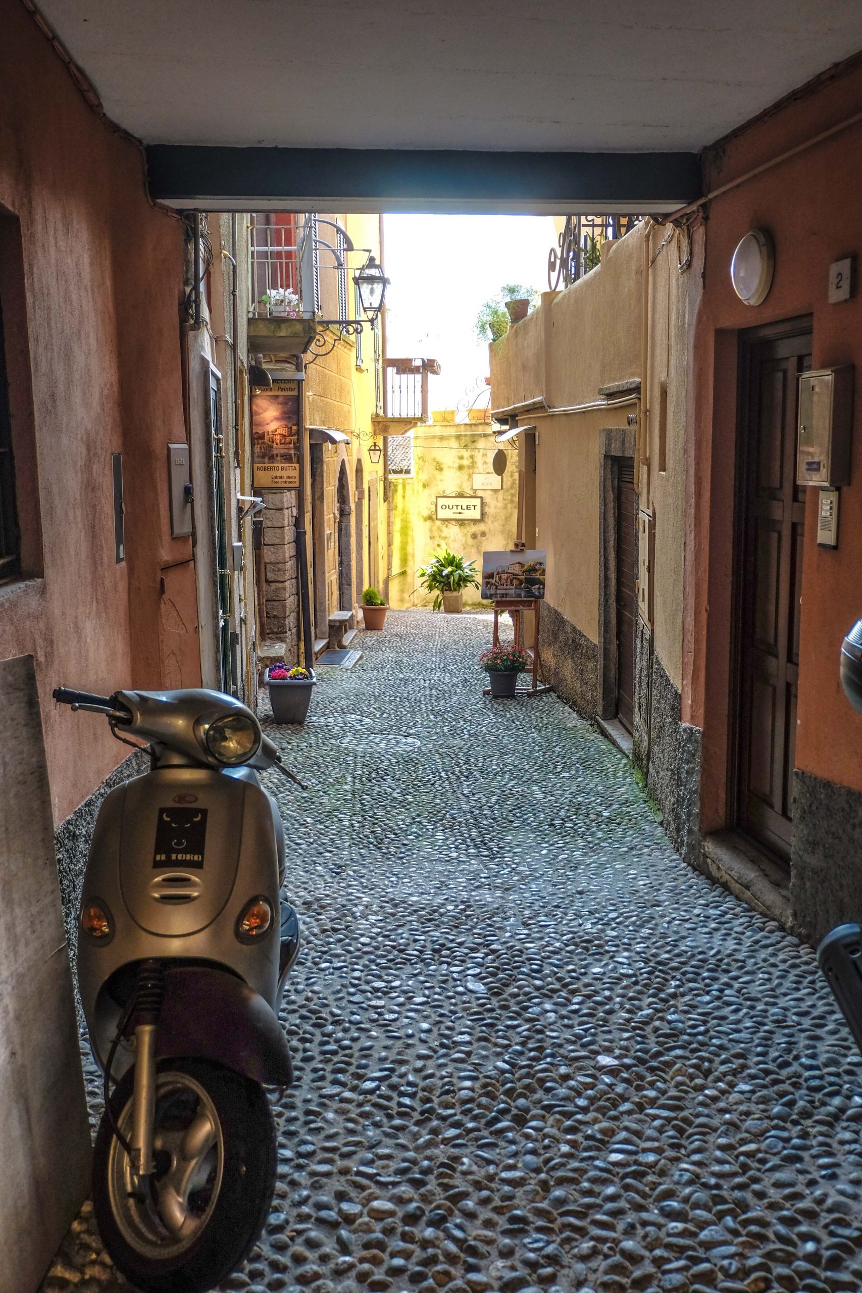 Hidden Street Bellagio Italia