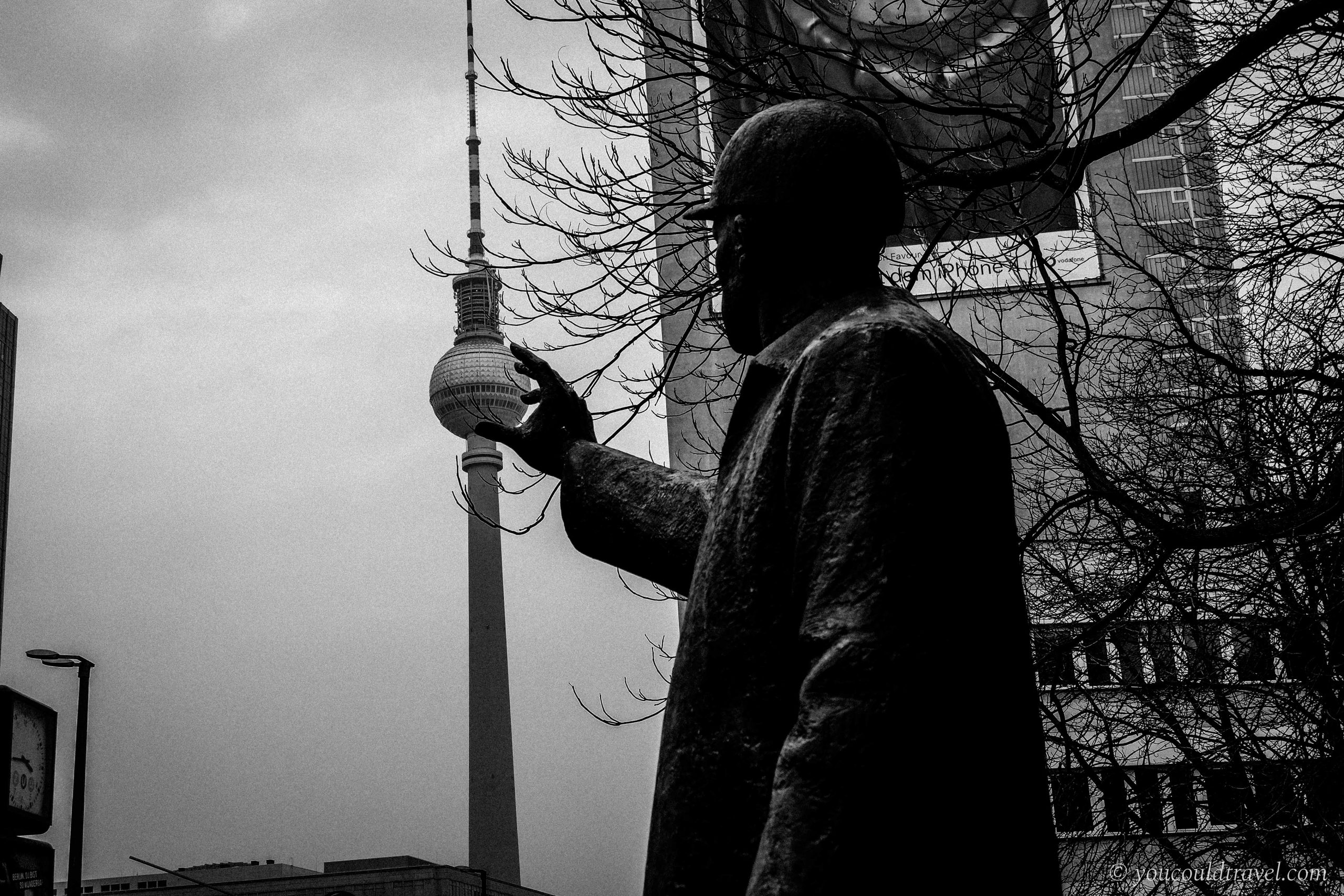 Hold Me Berlin Photography