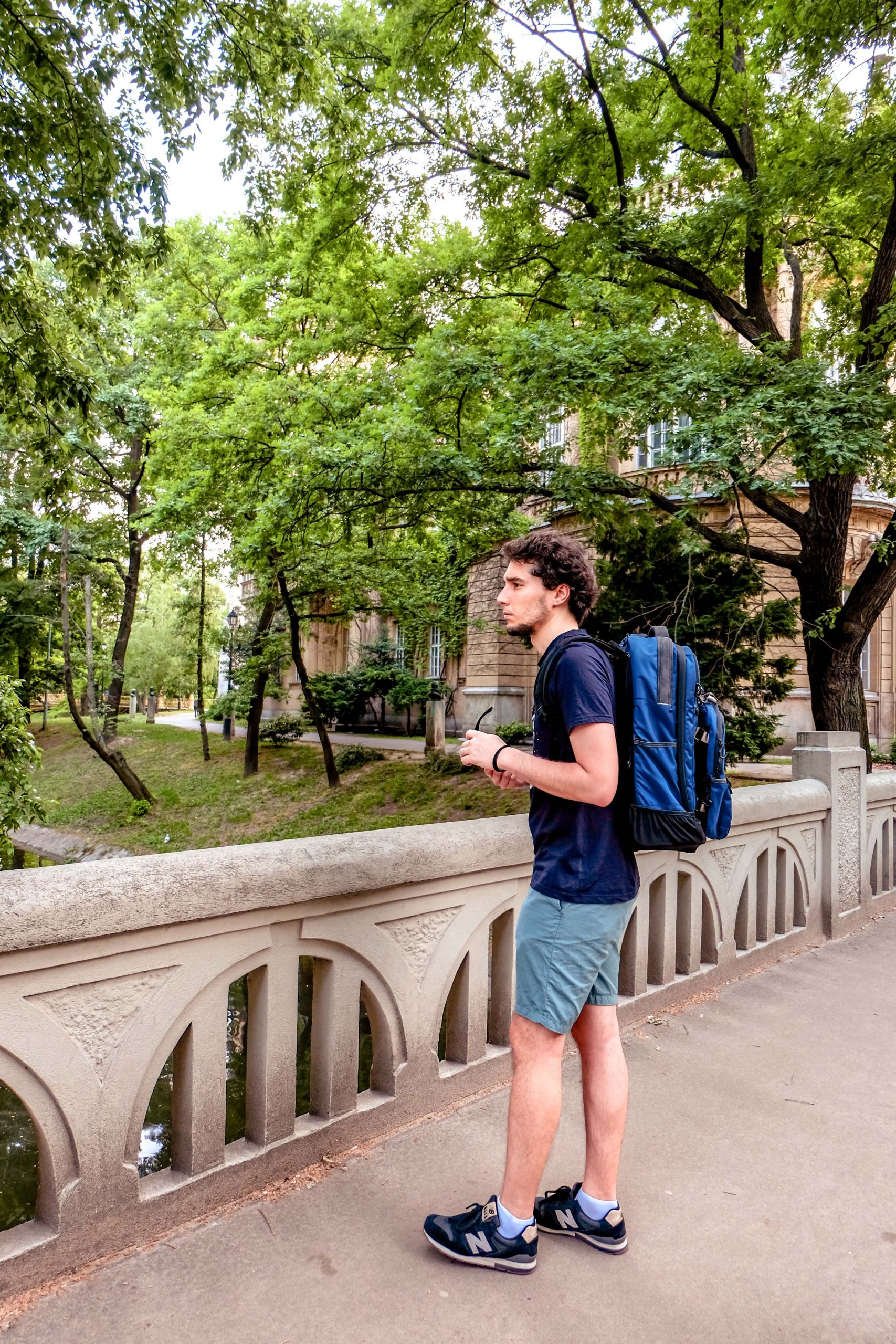 Hybrid suitcase travel backpack