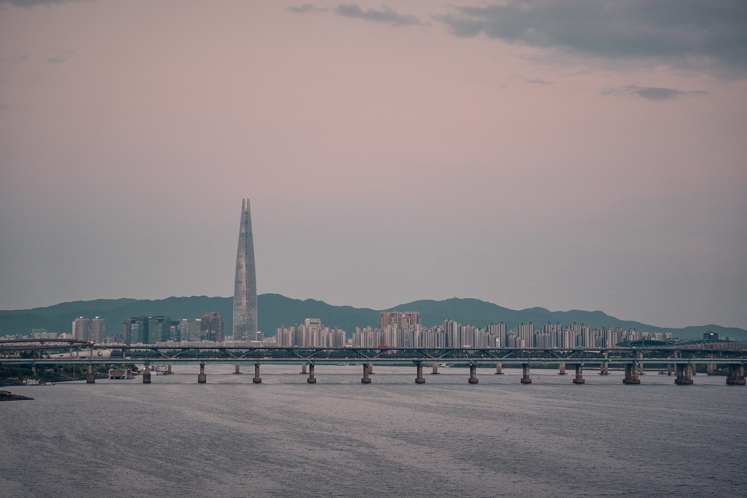 Jamsil in Seoul - a quiet place to stay in Seoul Jamsil in Seoul - a quiet place to stay in Seoul