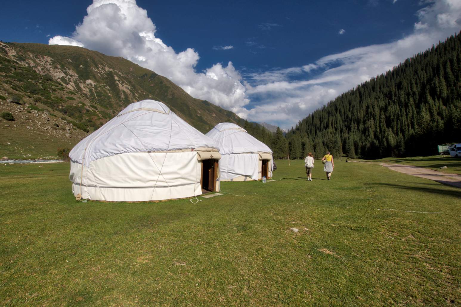 Kyrgyzstan yurt camping