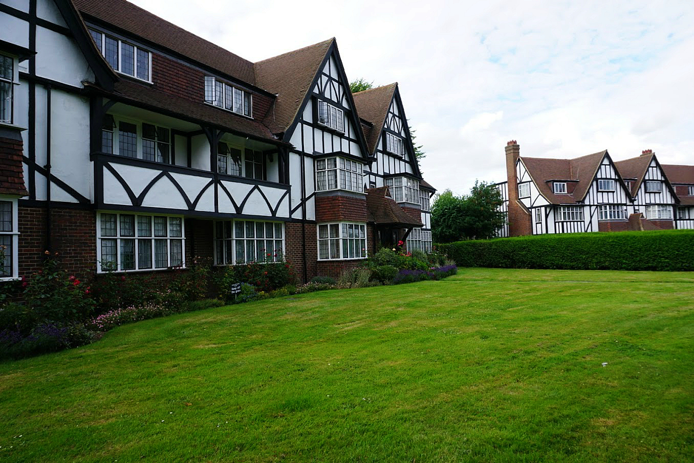 London Ealing Neighbourhood London Ealing Neighbourhood