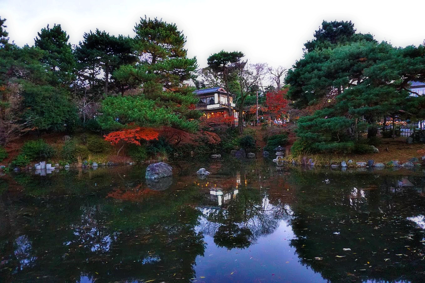 Maruyama Park with its Pond in Kyoto during December