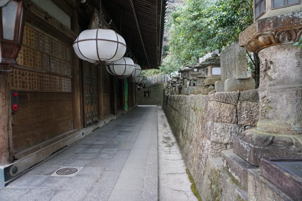 Nigatsu-do Hall where the Omizutori festival is held