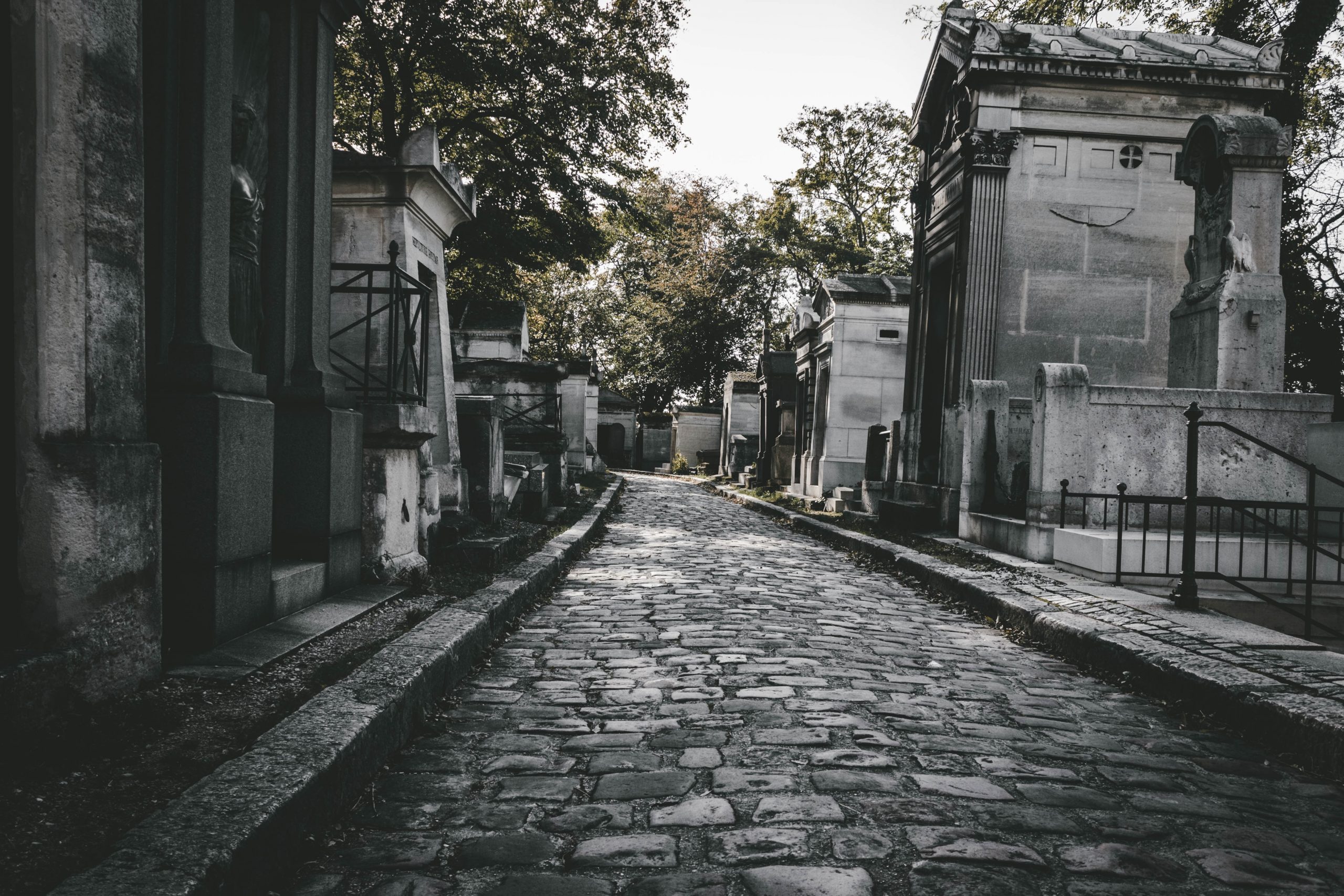 Paris cemetery places to visit