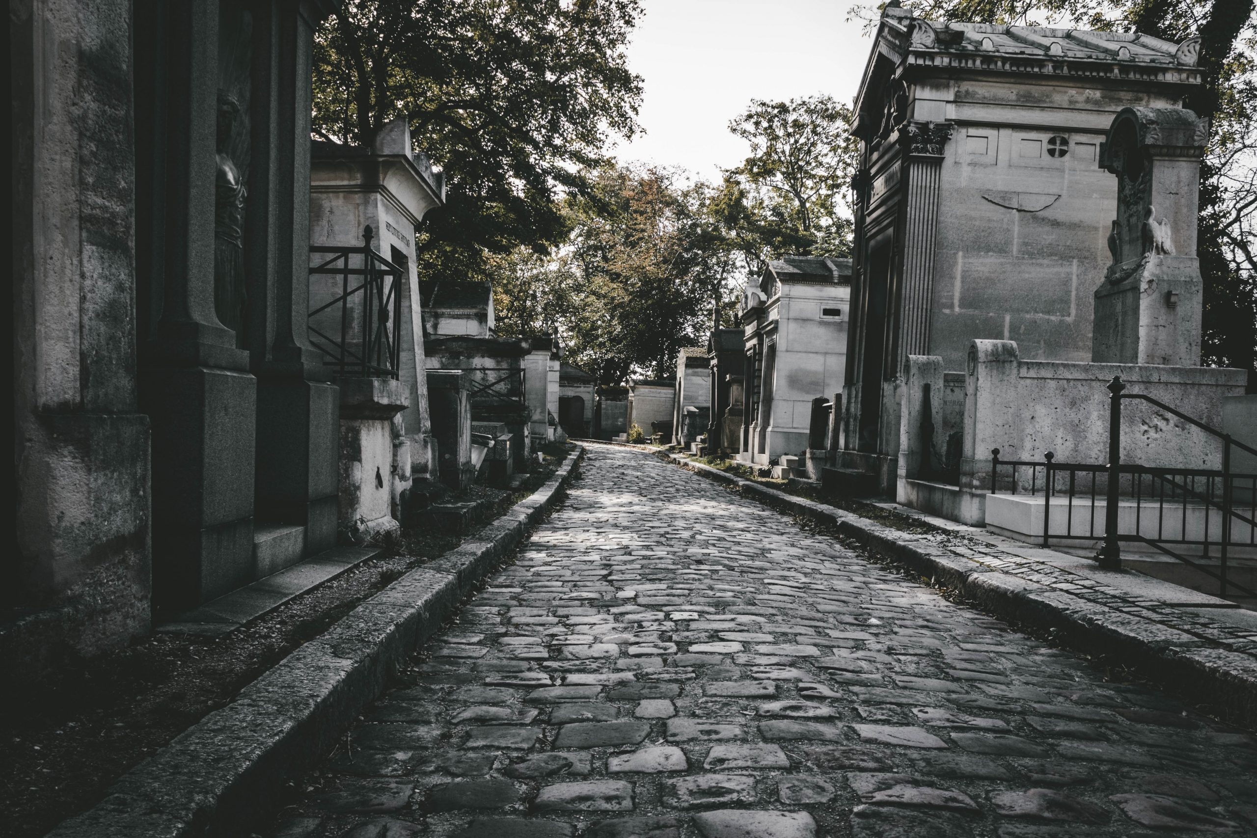 Paris cemetery places to visit Paris cemetery places to visit