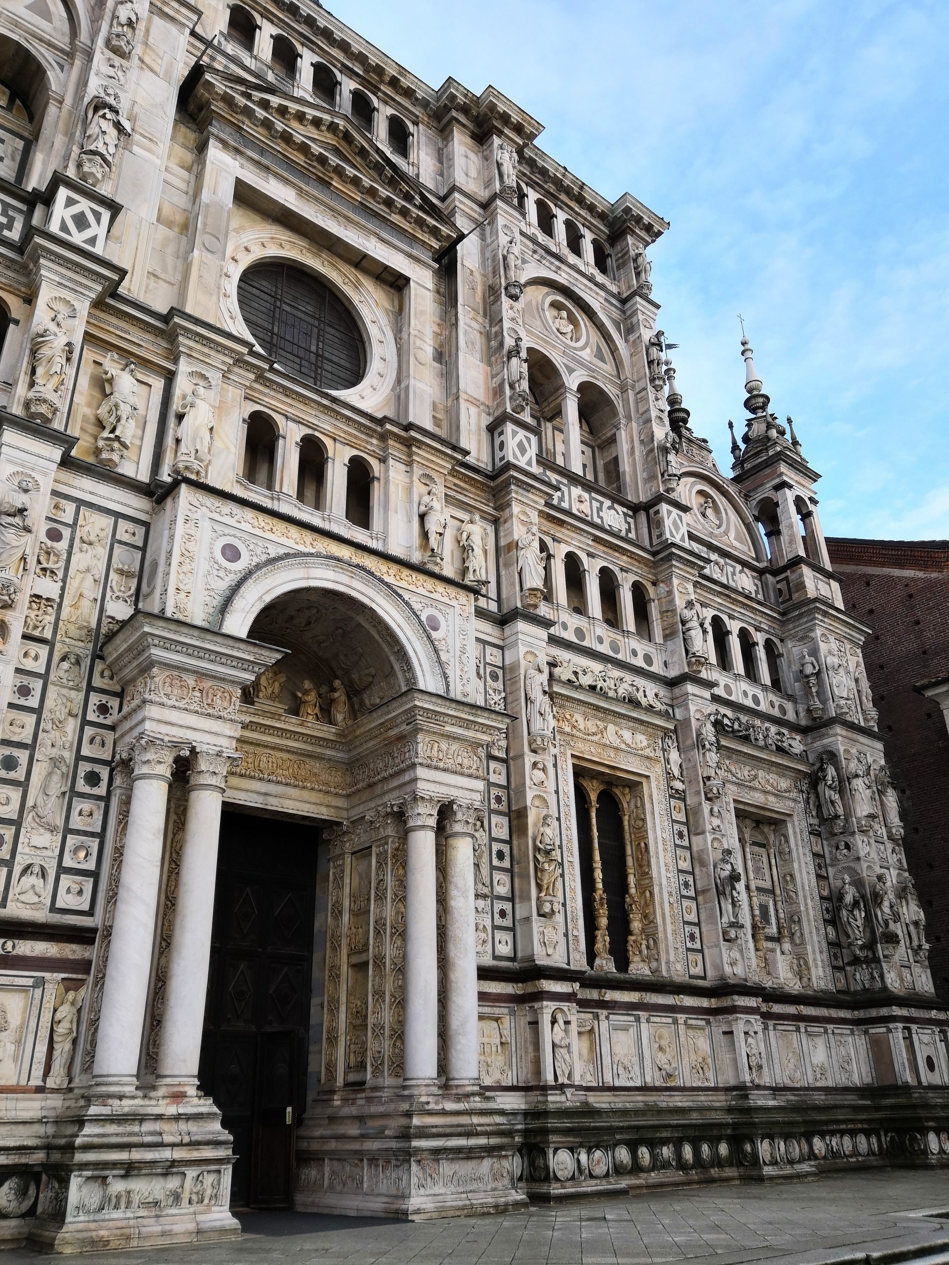 Enjoy the architecture in Pavia by taking a day trip from Milan
