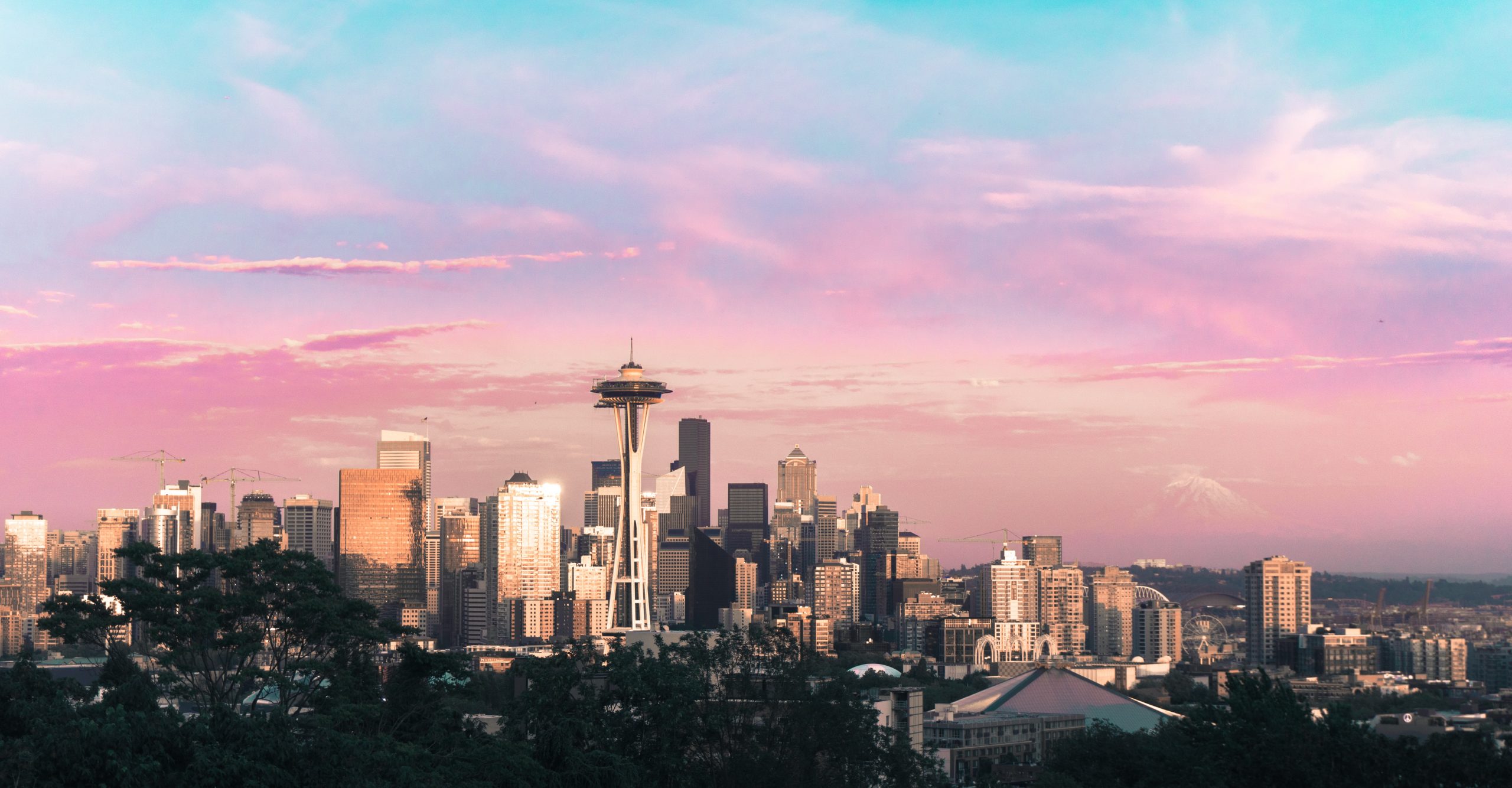Queen Anne and the beautiful Seattle skyline Queen Anne and the beautiful Seattle skyline