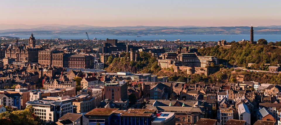 Roof Tops Edinburgh Roof Tops Edinburgh