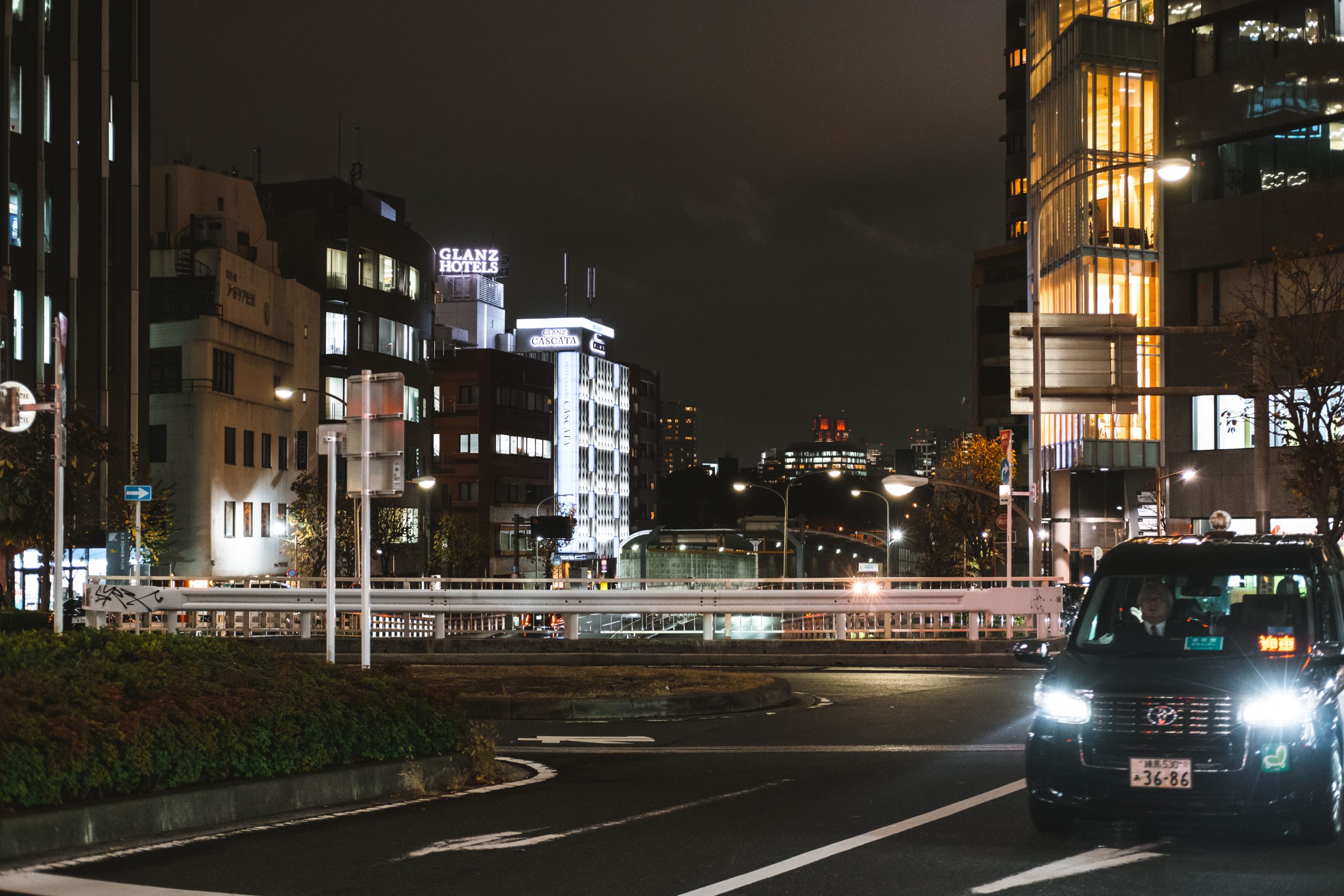 Roppongi main roads in the evening