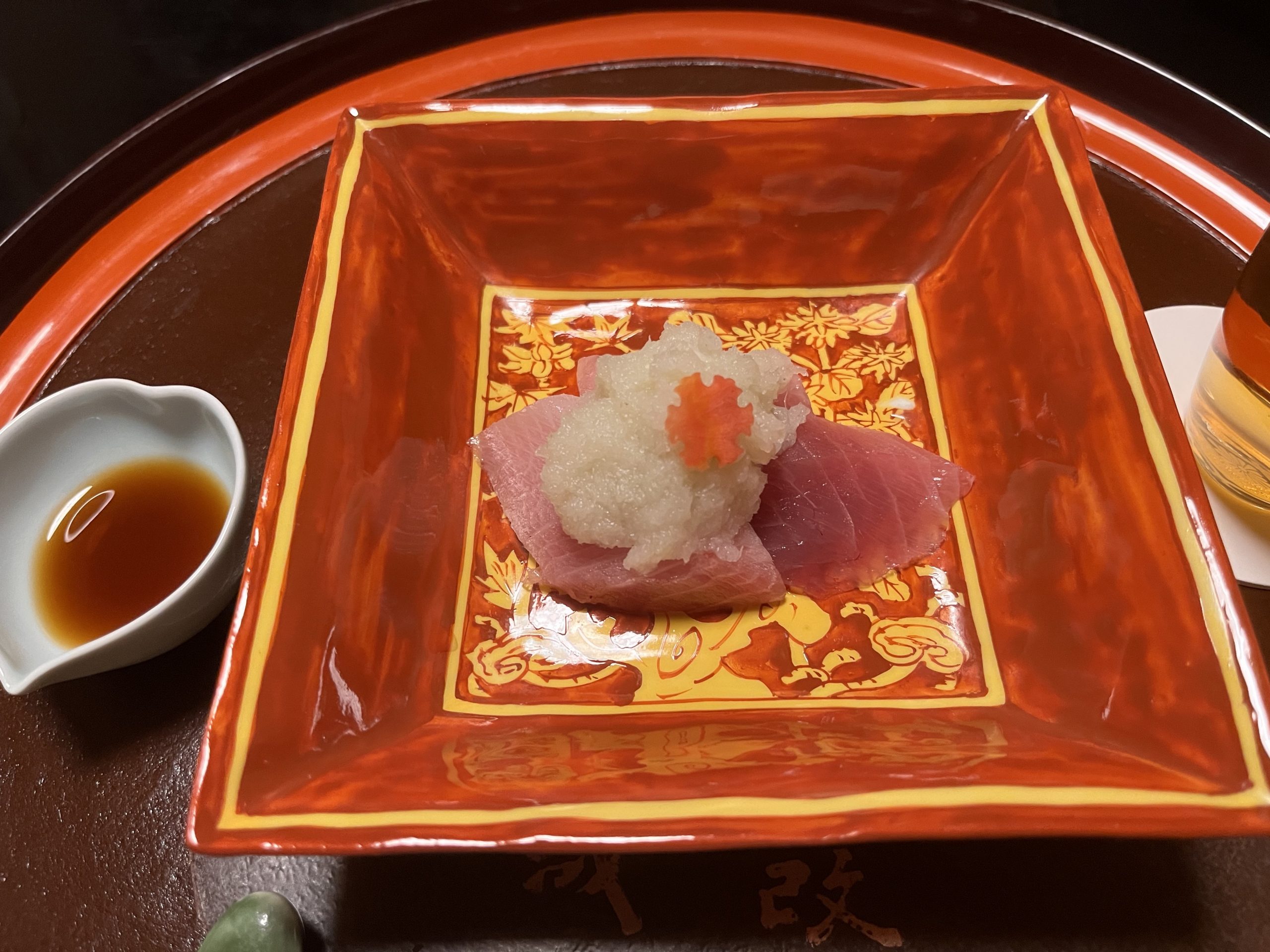 sashimi of yellow tail at Kikunoi Honten