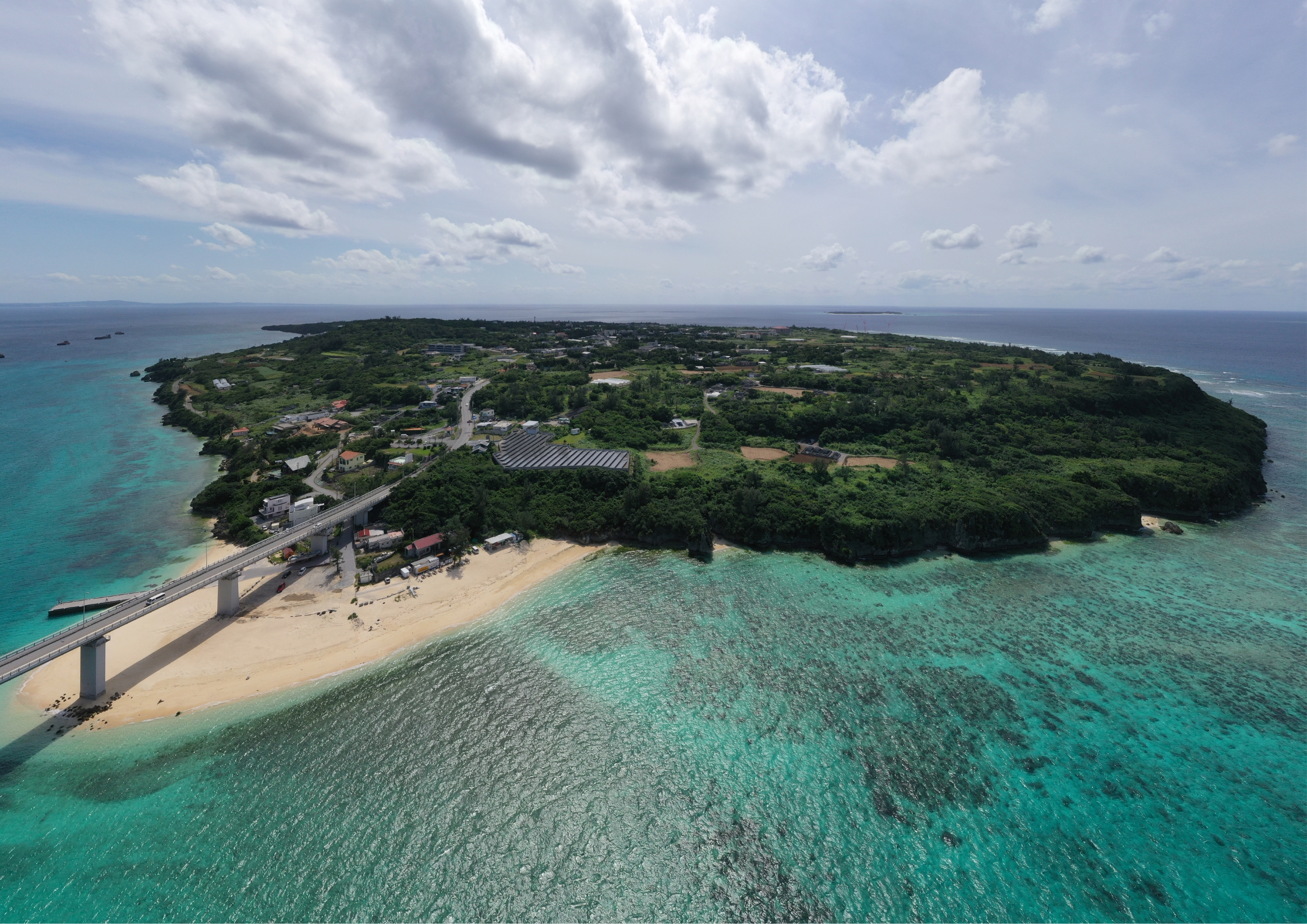 Sesoko island with stunning white beach