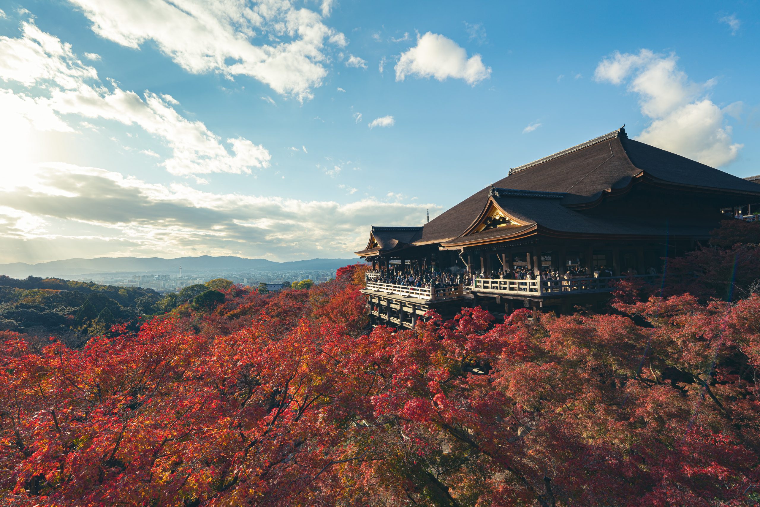 The stunning viewing platform at Kiyomizu-dera in Kyoto The stunning viewing platform at Kiyomizu-dera in Kyoto