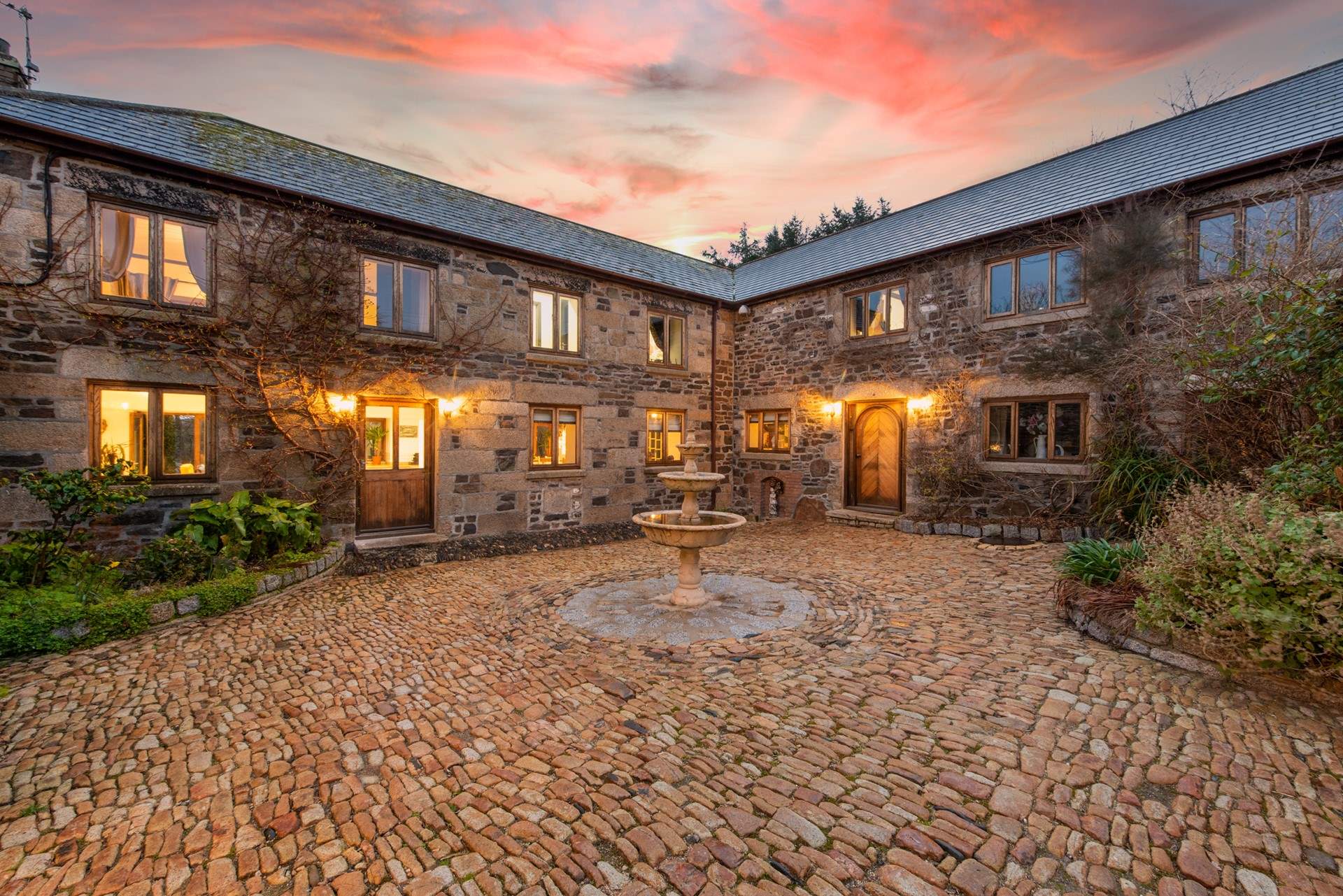 The Mews Manor in Cornwall The Mews Manor in Cornwall